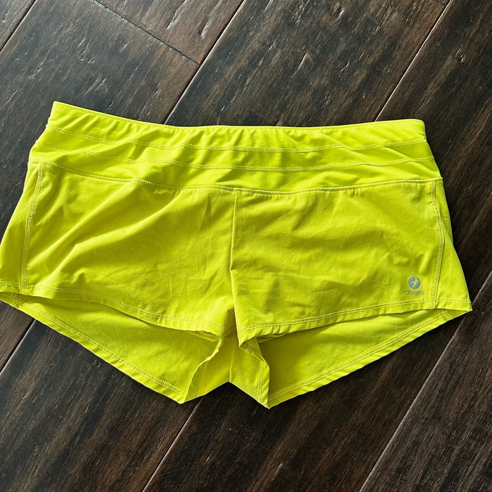Oiselle Roga running short NWOT